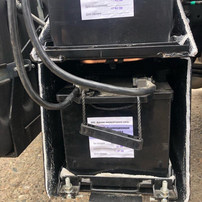 Аккумуляторный ящик КАМАЗ 43118