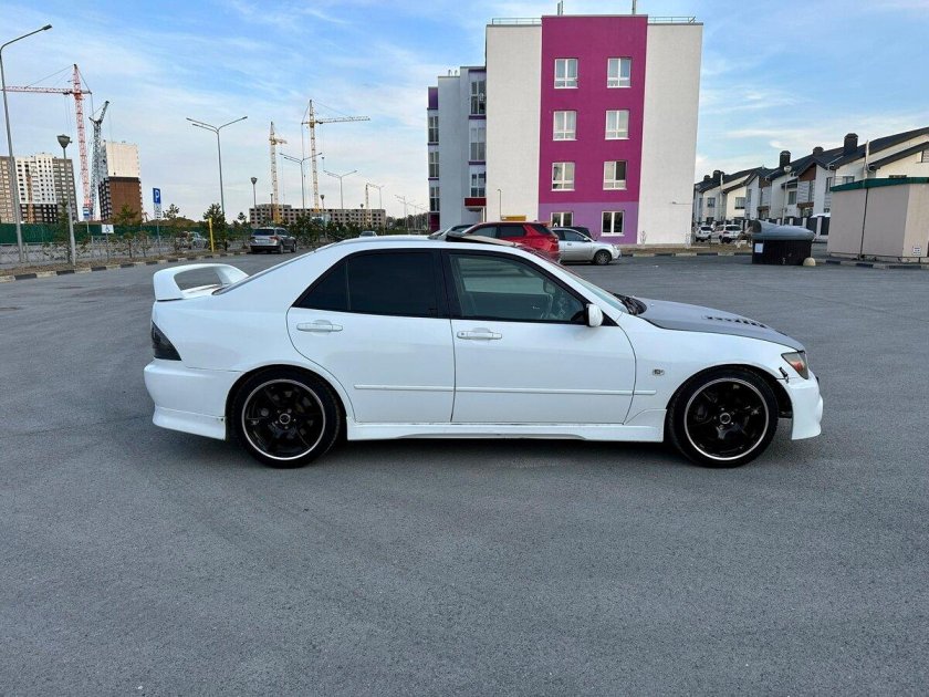 Toyota altezza rs 200