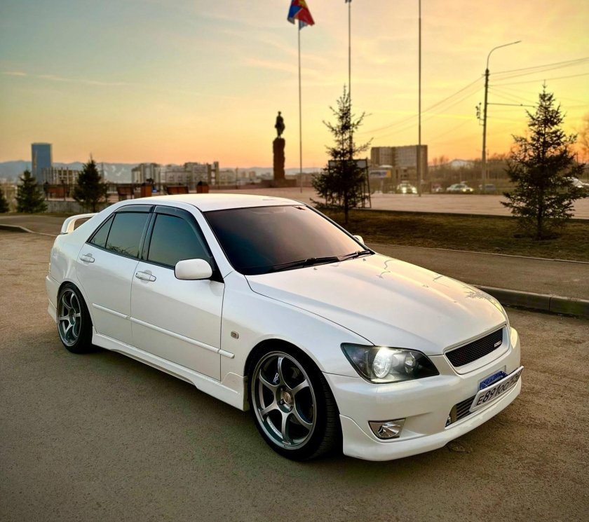 Toyota Altezza