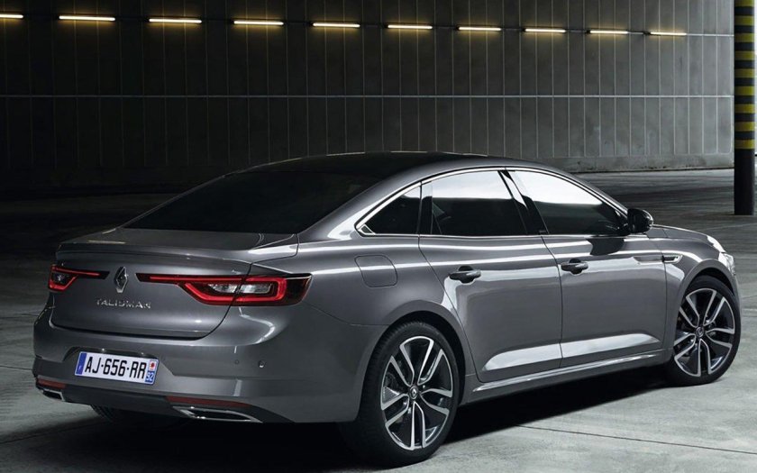 Renault Talisman 2017 седан
