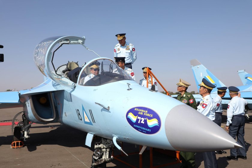 Як-130 ВВС Мьянмы