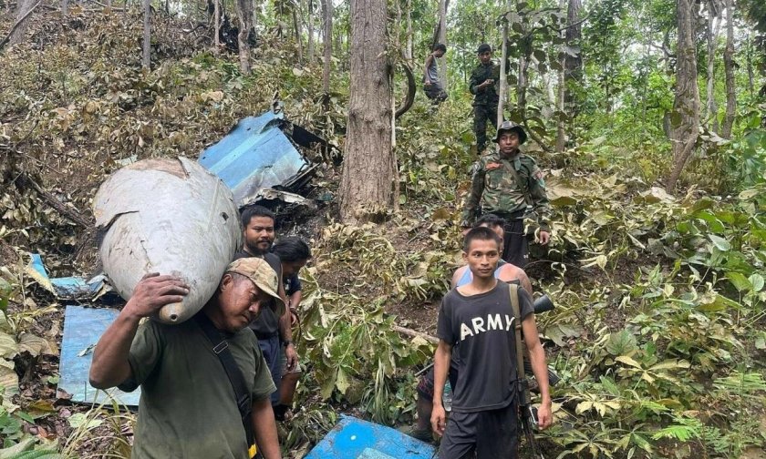 Упавшие самолеты в джунглях