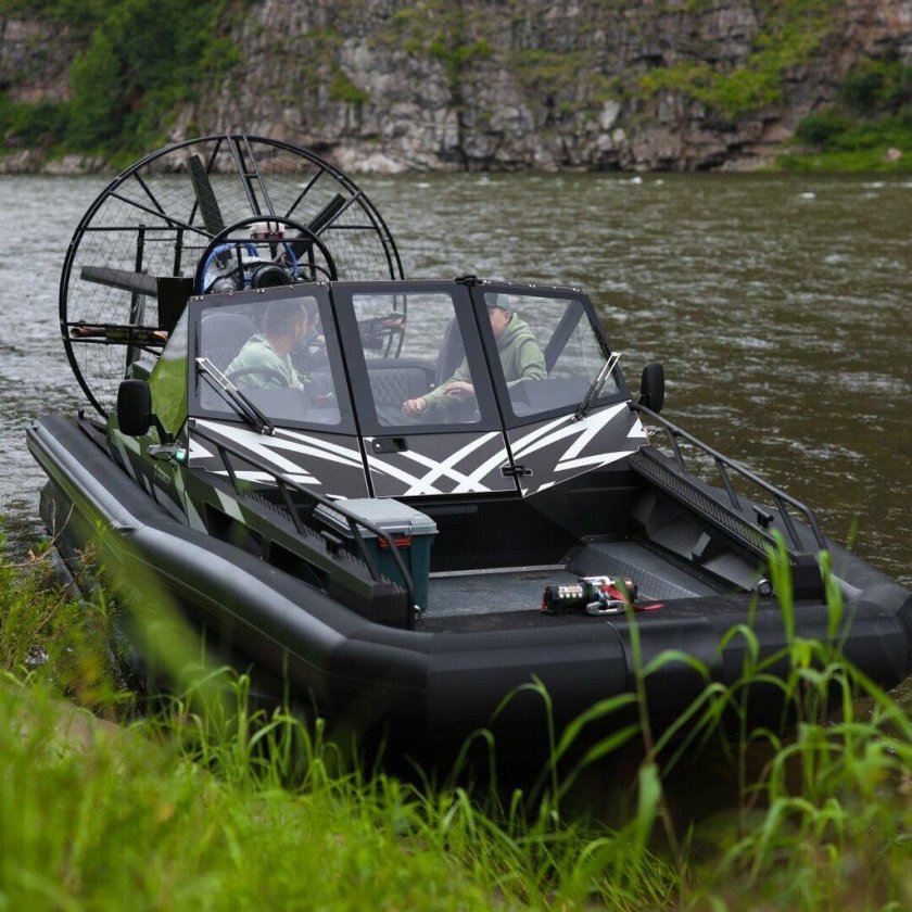 Аэролодка спутник 550к