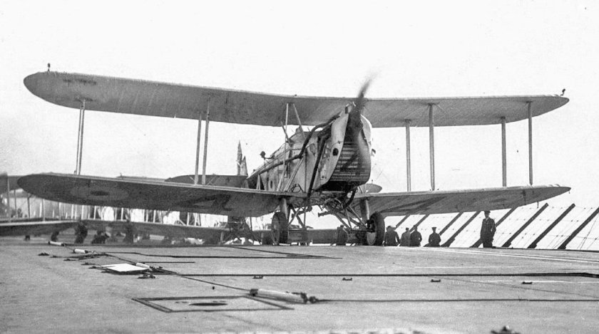 Торпедоносец Блэкберн Дарт