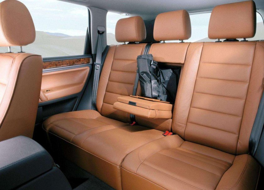Volkswagen Touareg 1 салон