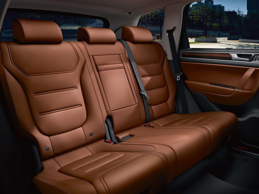 Коричневый салон Туарега 2020