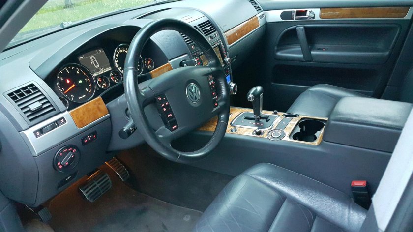 Touareg 2003 3.2 салон