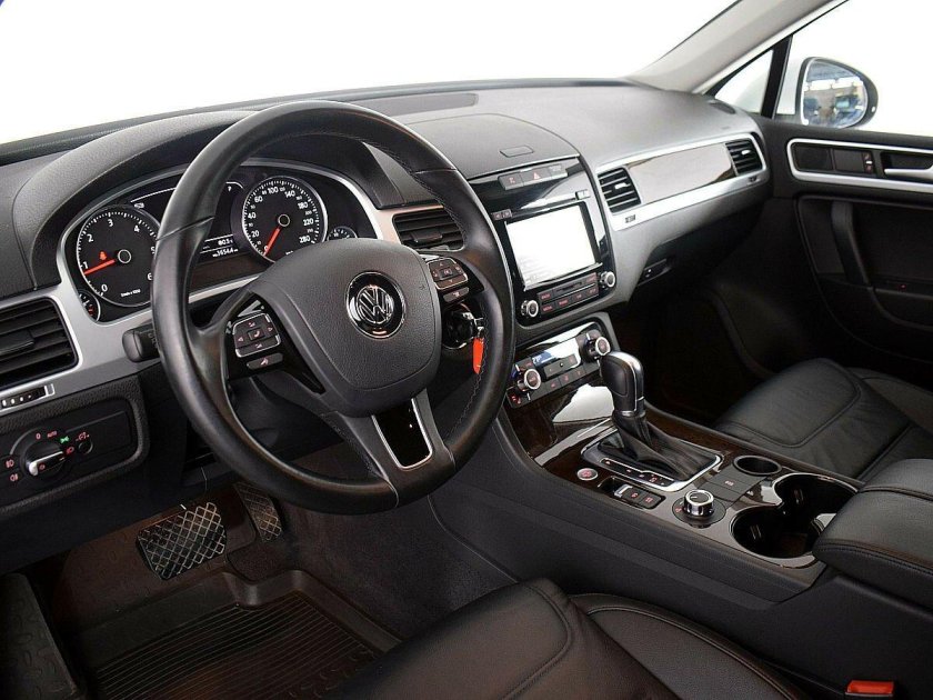 Туарег 3 салон