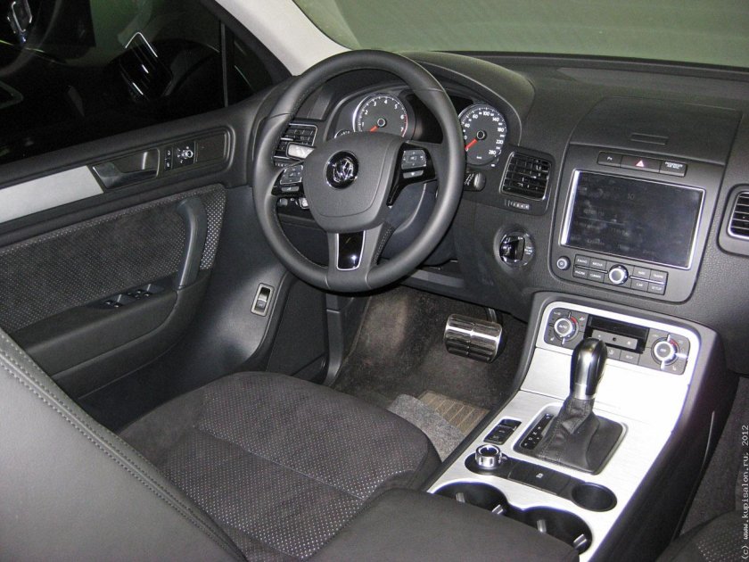 Фольксваген Туарег 20010