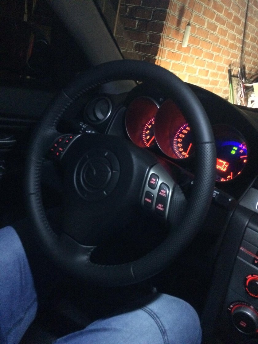 За рулем Мазда 3