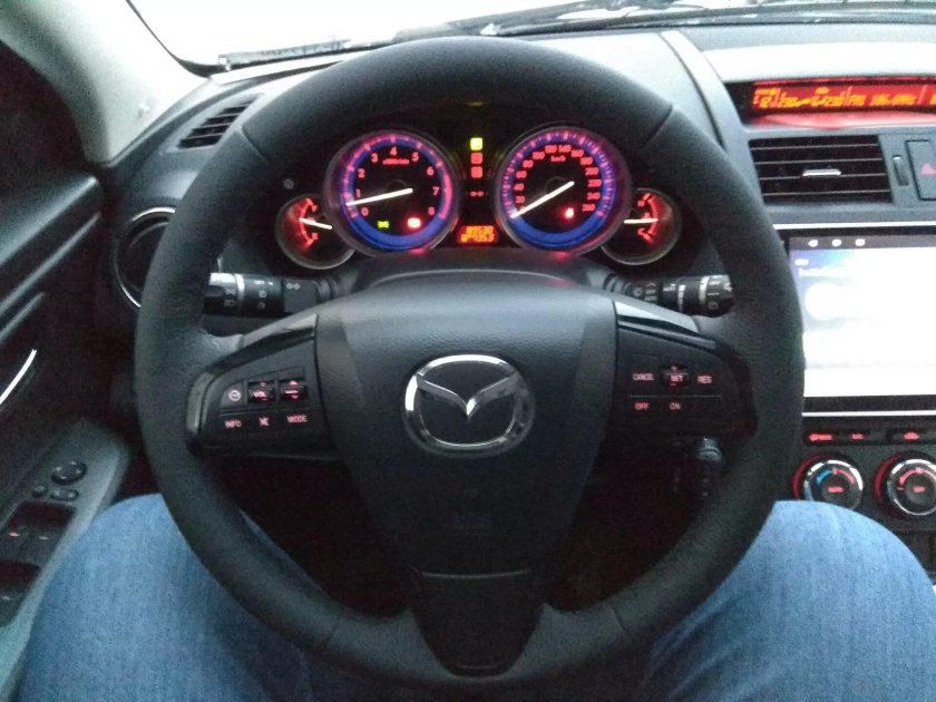 За рулем Мазда 6 GH