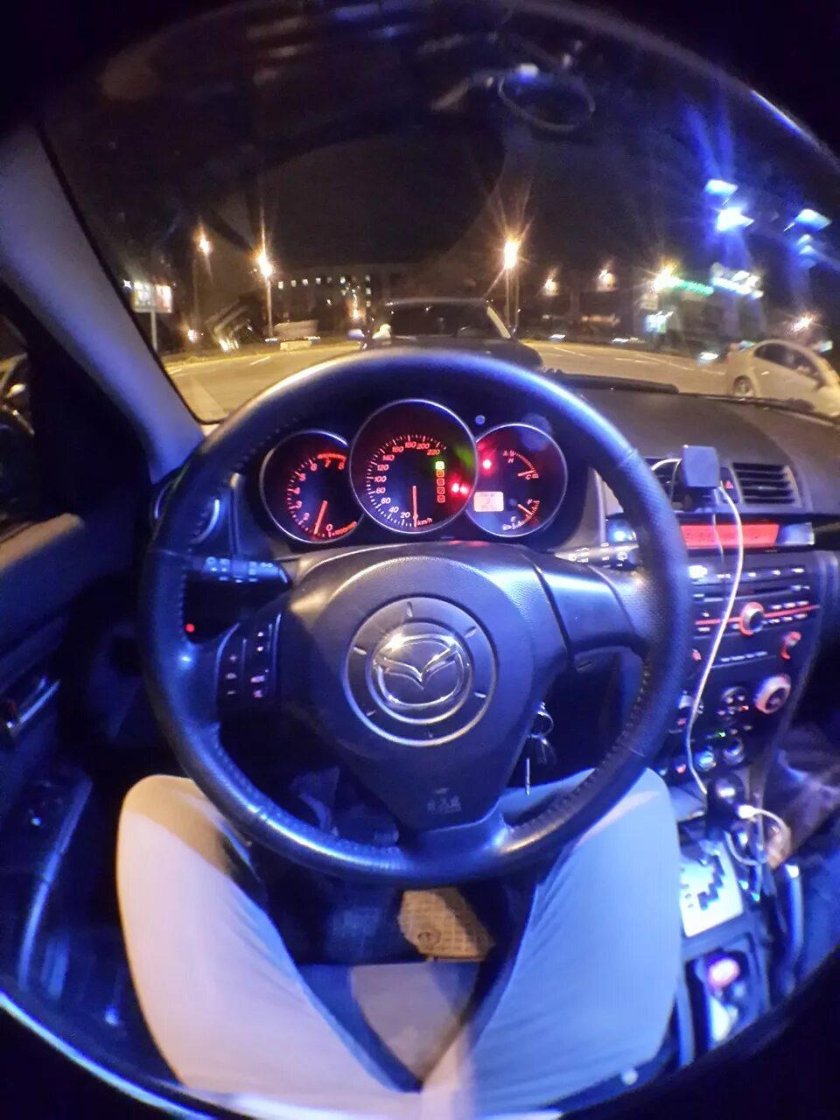 Мазда 6 GH салон ночью
