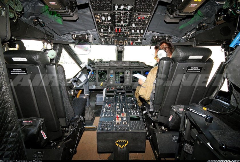 Alenia c-27j Spartan самолет