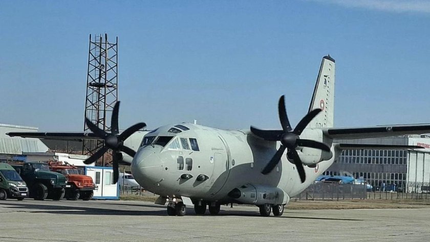 Alenia c-27 spartan самолет