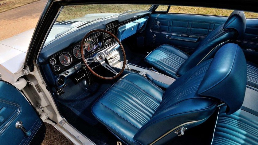 Chevrolet Impala 1967 салон