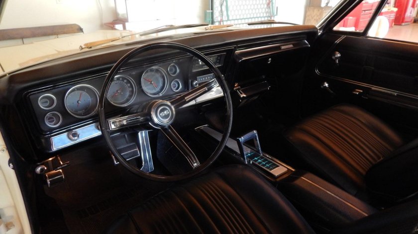 Chevrolet Impala 1967 салон