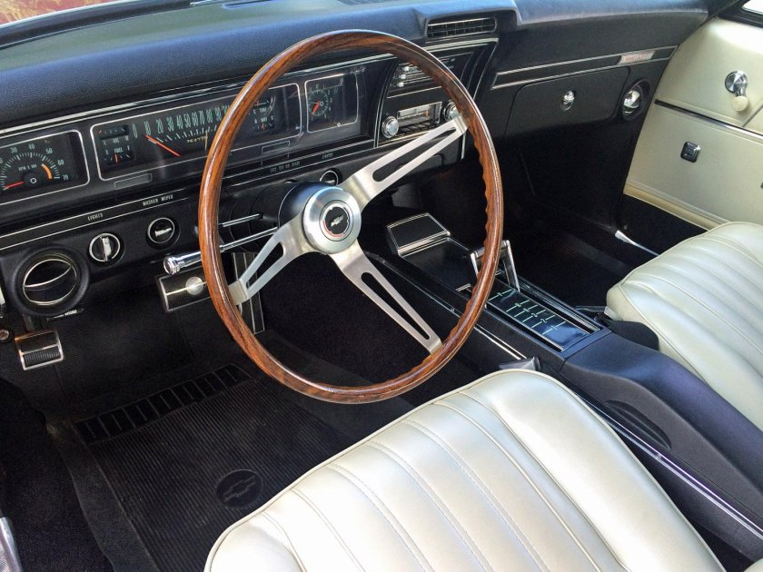 Chevrolet Impala 1967 салон