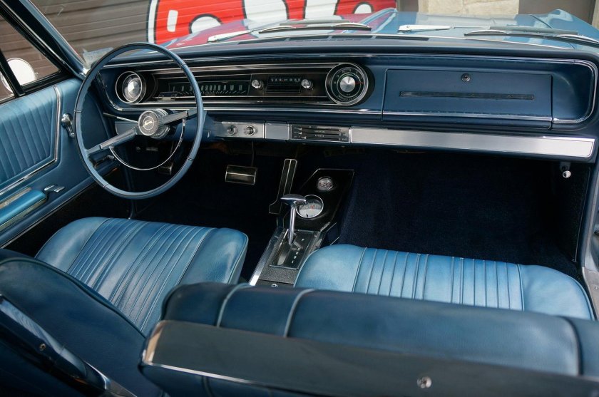Chevrolet Impala 1967 салон