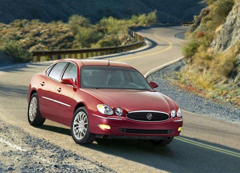 Buick Lacrosse 2005