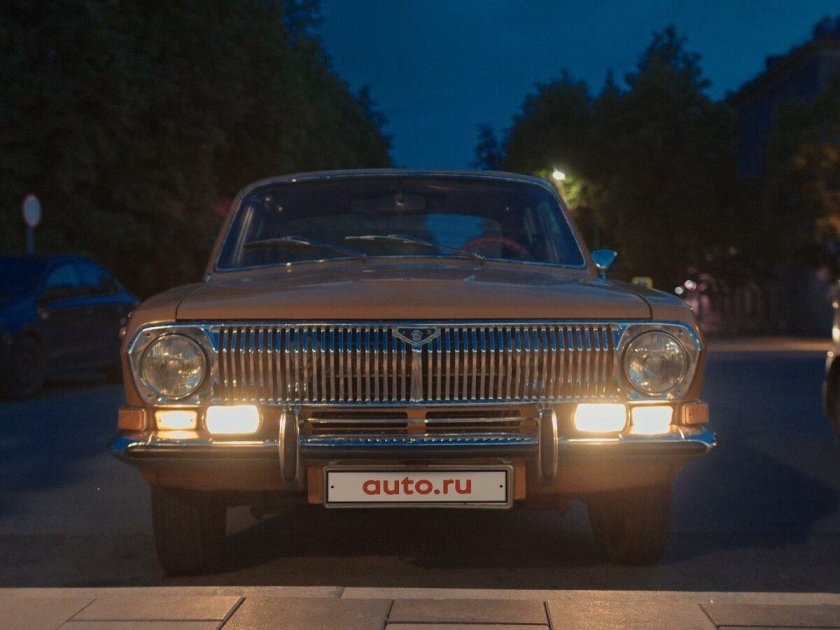 ГАЗ 24 коричневая