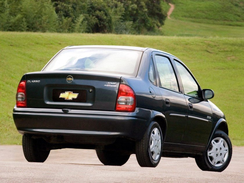 Chevrolet Corsa sedan