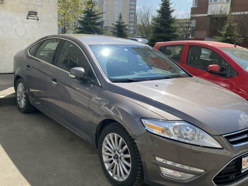 Форд Мондео 2012 серая