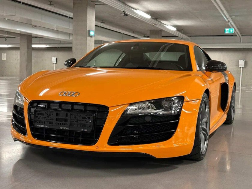 Audi r 8 coupe