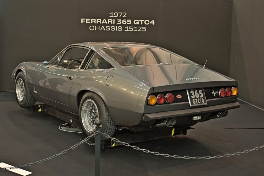 Ferrari 365 GTC/4