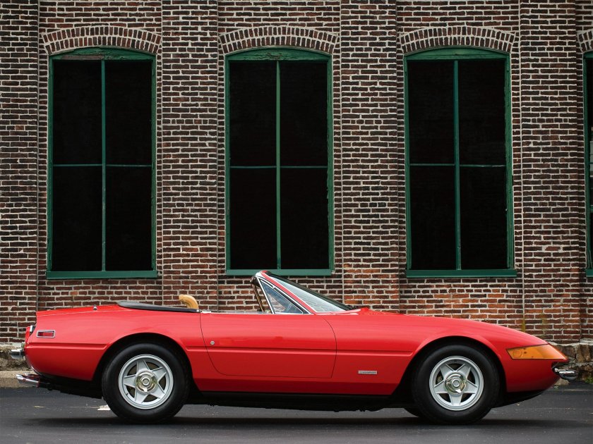 Ferrari 365 "Daytona" GTB/4, GTS/4
