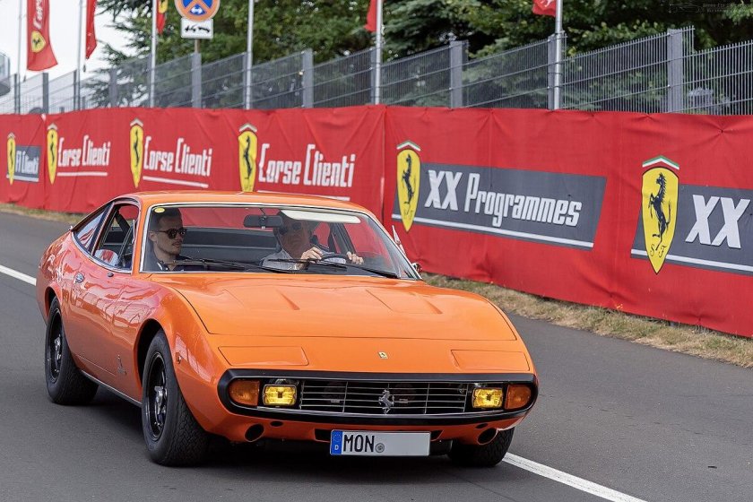 Ferrari 365 GTC/4