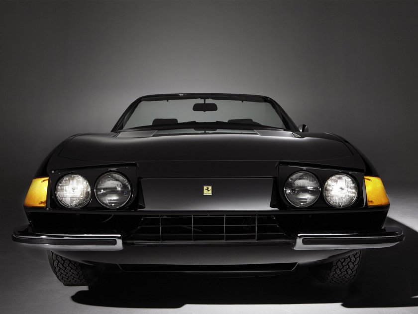 Ferrari 365 GTS 4 Daytona Spider