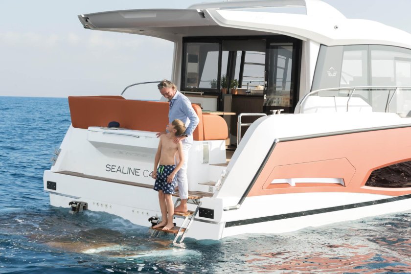 Sealine s430