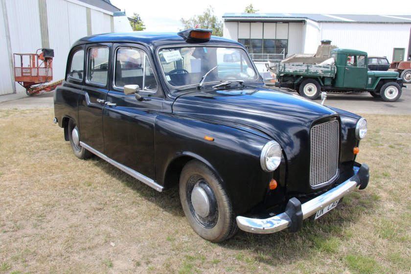 Austin fx4 (1958)