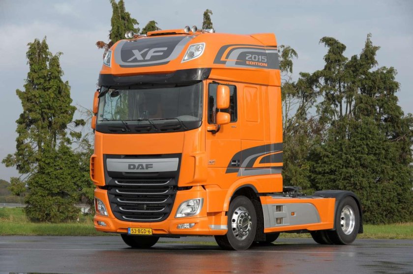 DAF XF 106 тягач