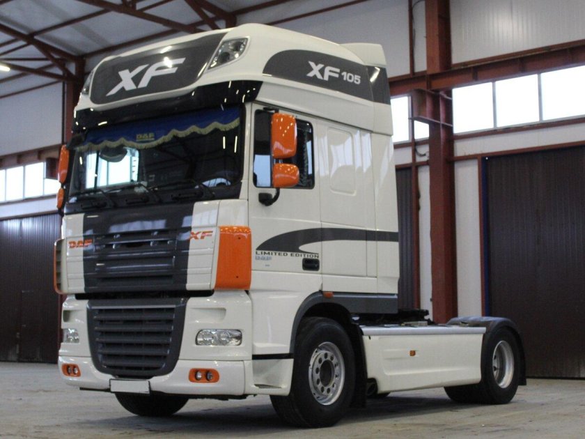 Даф 105 белый