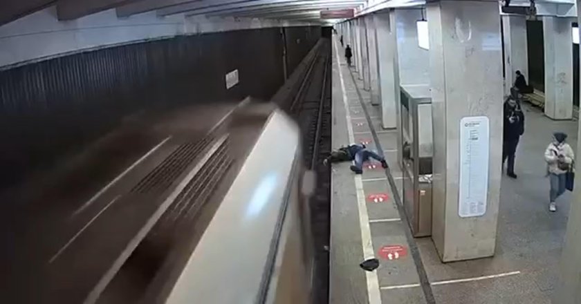 Происшествие в метро