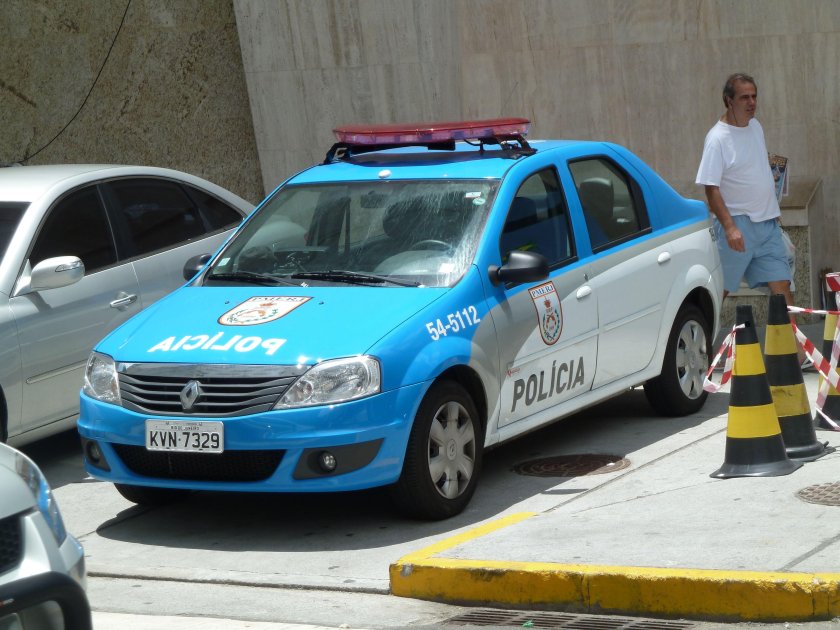 Полицейские машины Рио де Жанейро