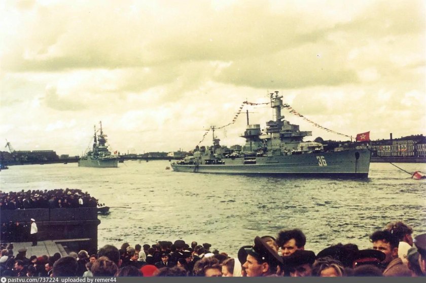Корабли ВМФ СССР на парадах