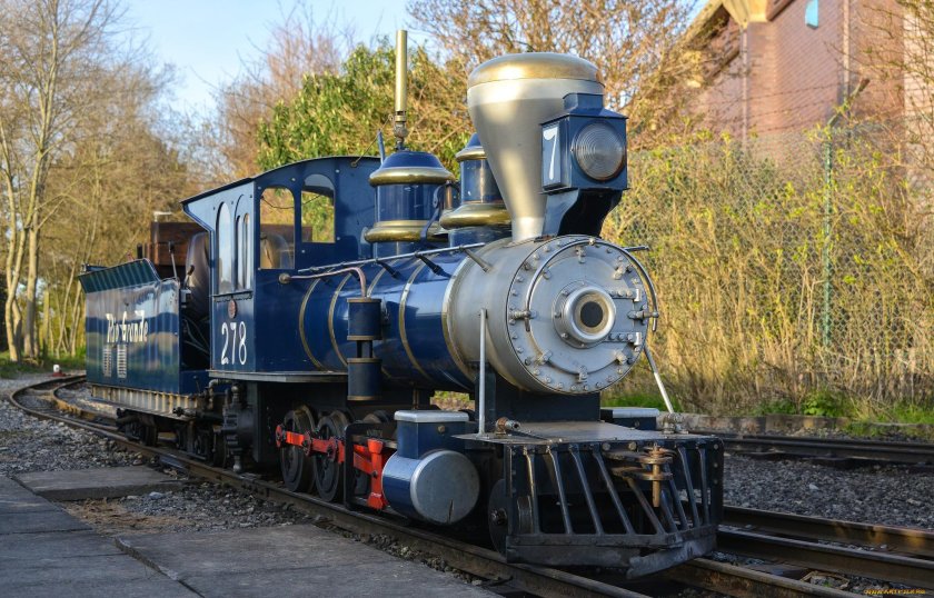 Пускай работает Железный паровоз