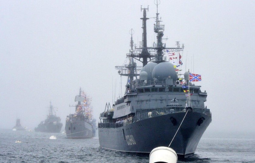 Разведывательный корабль ССВ-208 "Курилы"