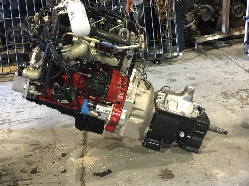 Каминс дизель 2.8