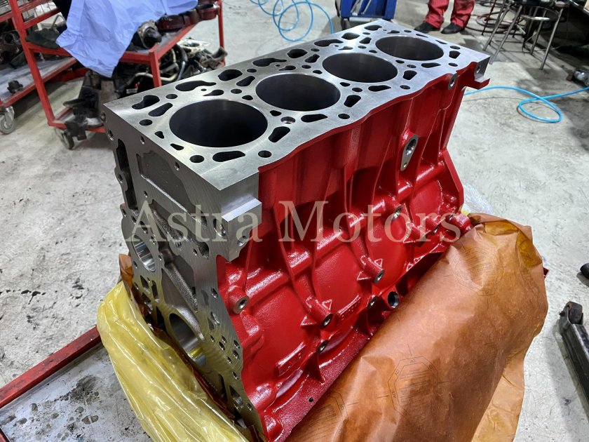 Блок цилиндров Камминз 3.8