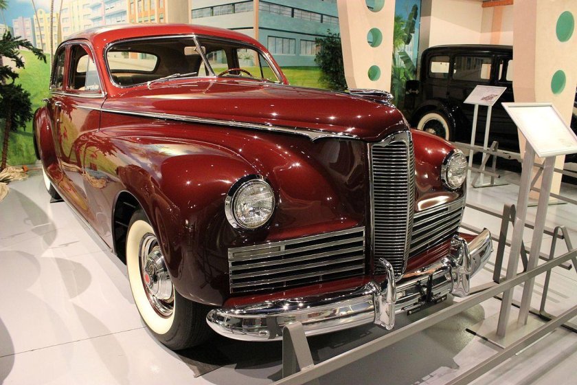 Автомобиль 1941 Packard Clipper