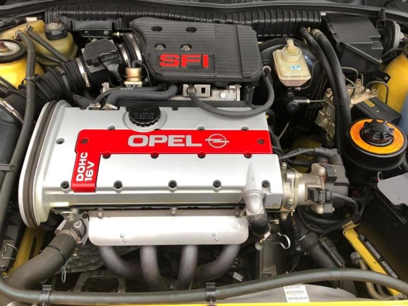 Мотор Опель калибра 2.0