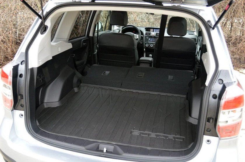 Субару Форестер 2008 багажник