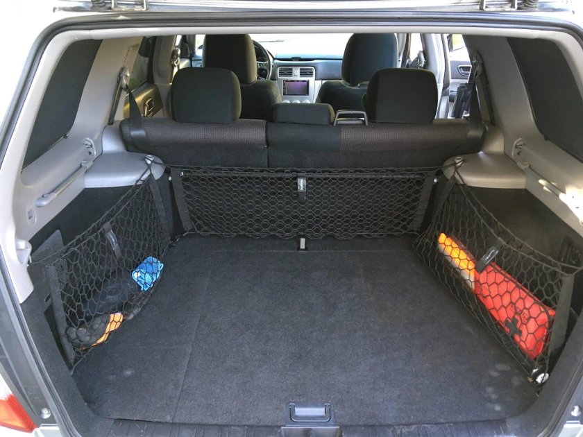 Субару Форестер 2006 багажник