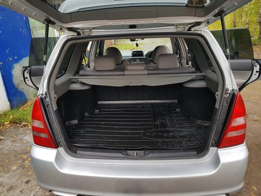 Subaru Forester 2 салон