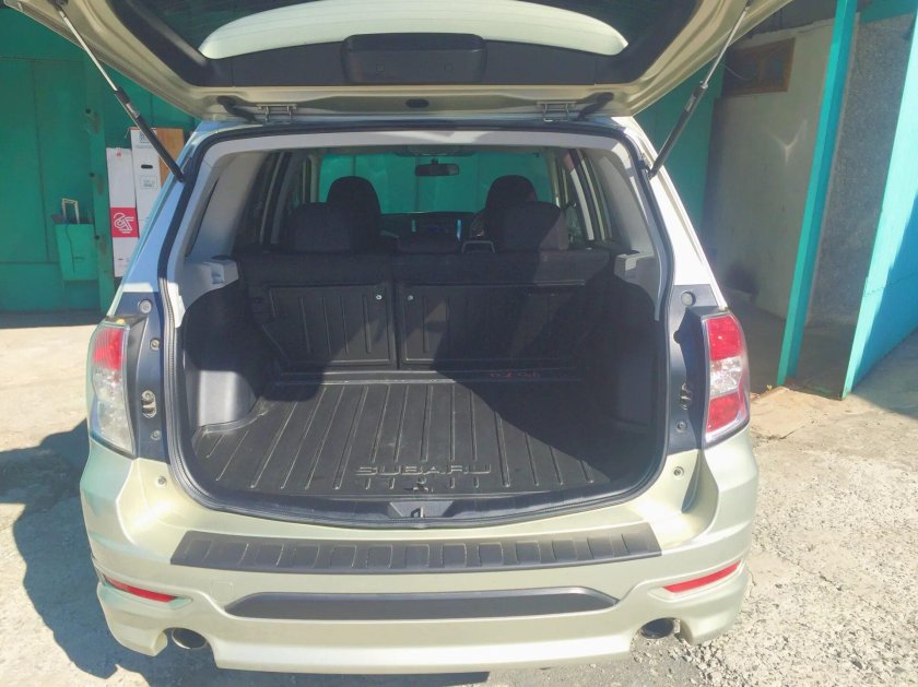 Subaru Forester 2022 багажник