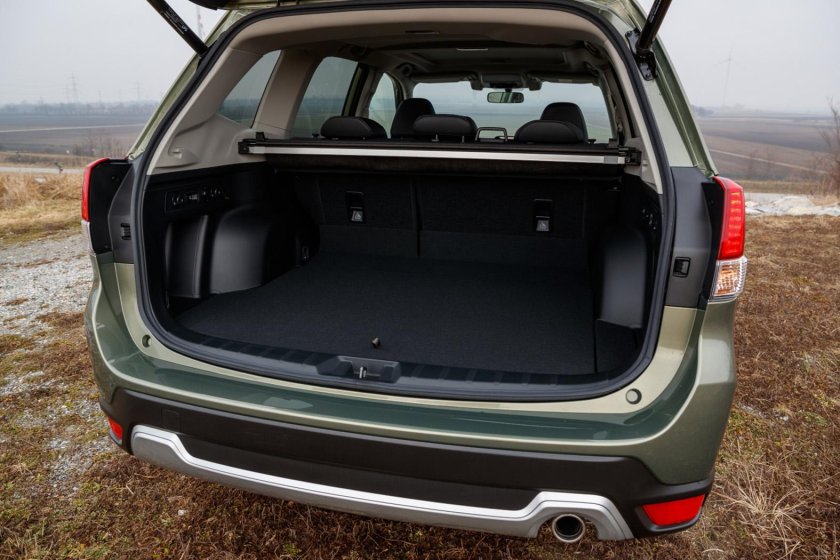 Subaru Forester 2021 багажник