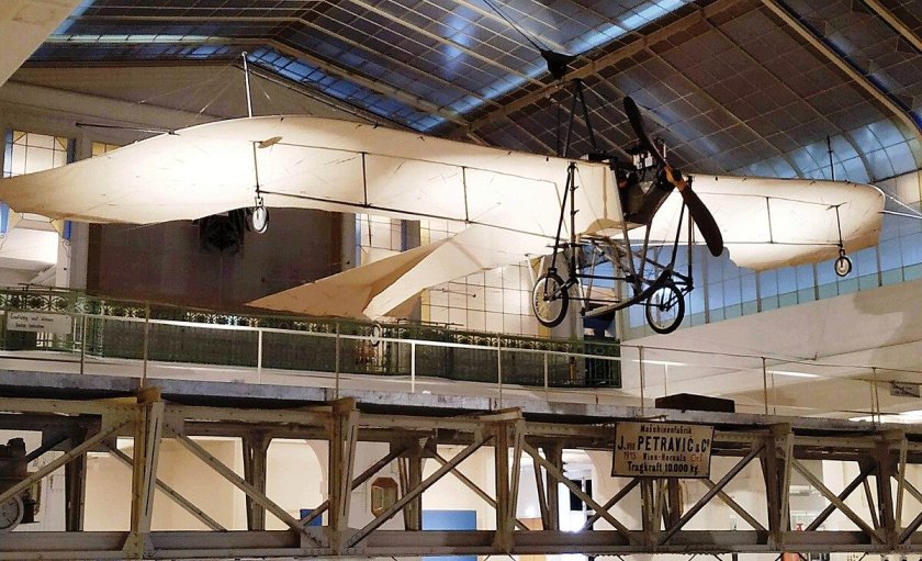 Самолёт Этрих Таубе